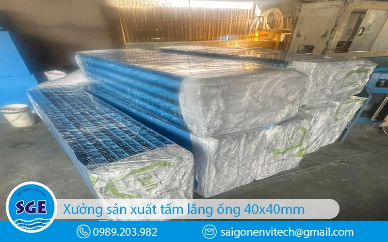 <center>Công ty sản xuất trực tiếp tấm lắng lamen ống 40x40mm<center>