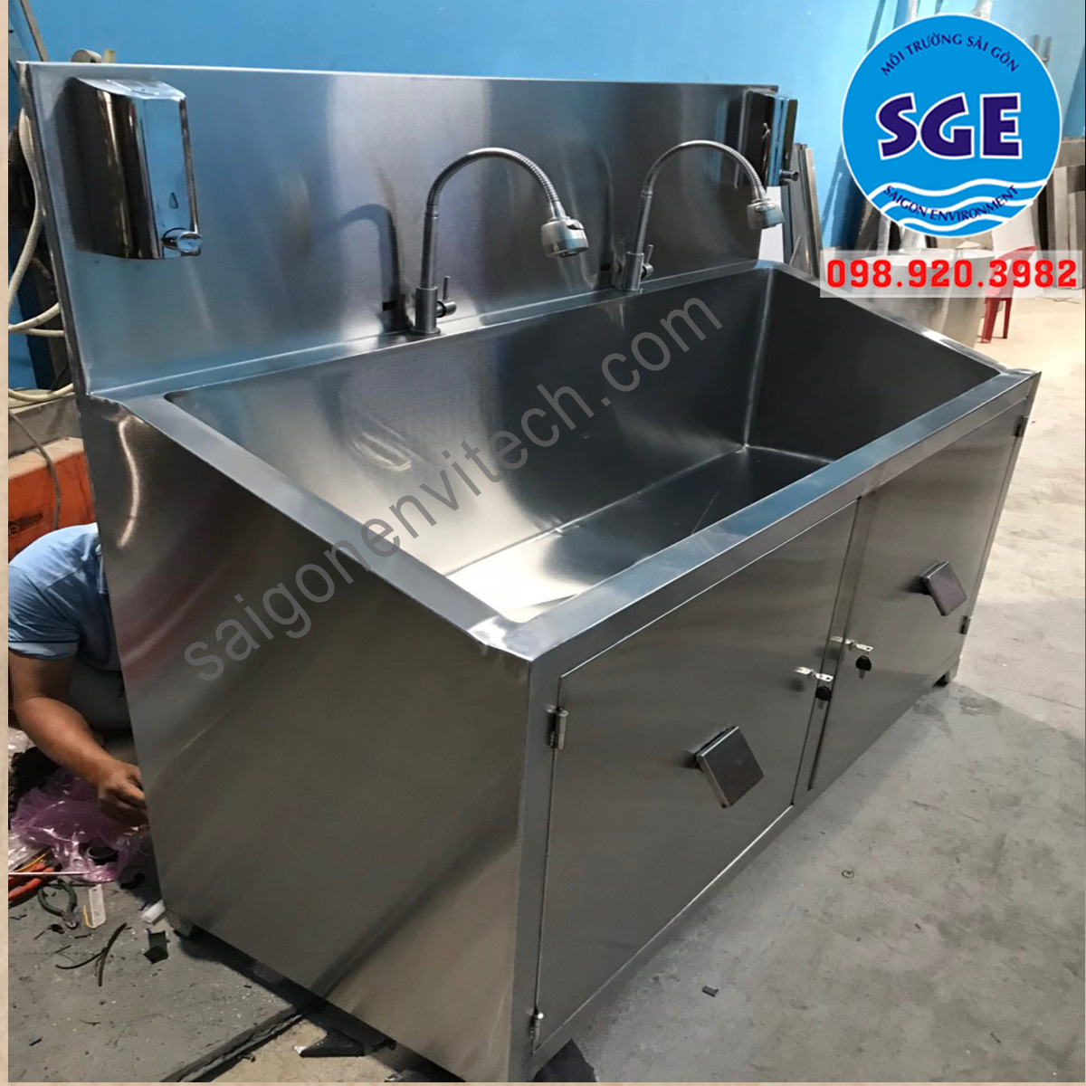 Công ty sản xuất Bồn rửa tay y tế tiệt trùng