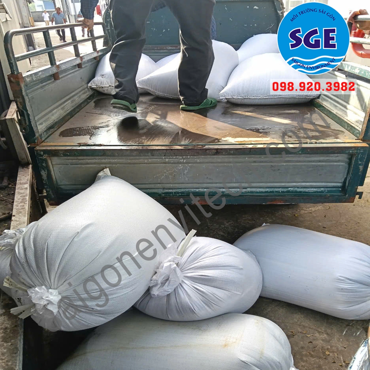 Cung cấp bùn tách nước