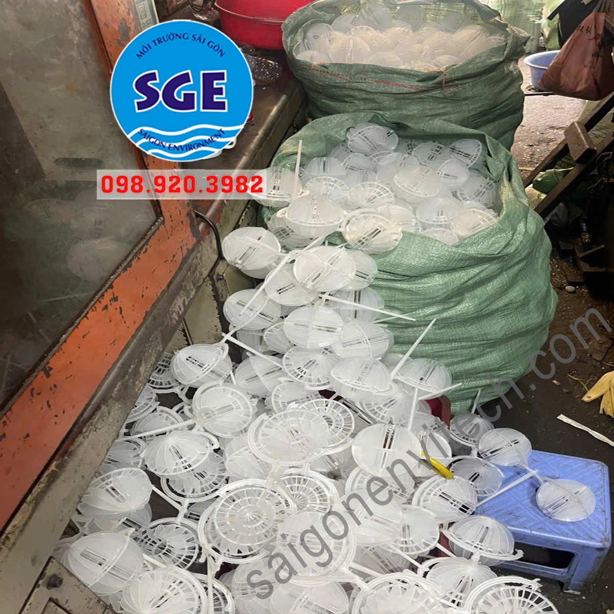 Quả cầu tách khí D100 16 cánh xử lý khí thải